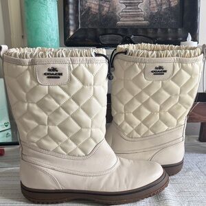 Coach Women's Beige Quilted Winter Boots- NEW